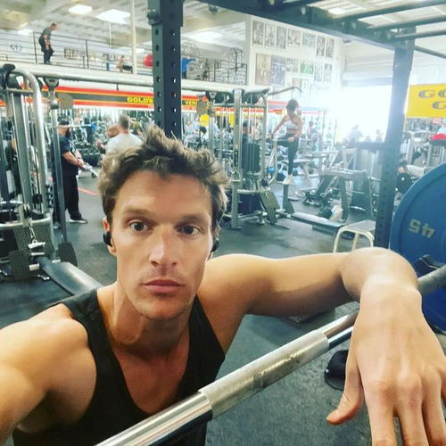 用东倒西歪造句都有哪些 