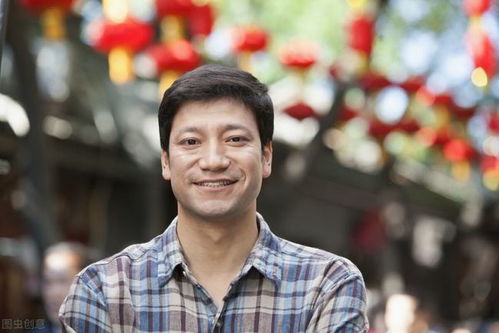 沈阳扫雪车作业私家车被污 环卫致歉责任悬而未决