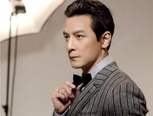 彭冠英的妈妈的身高(彭冠英到底多高)