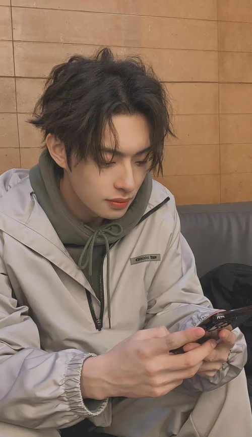 玛雅羽蛇神和中国龙的关系，两者都是保护神