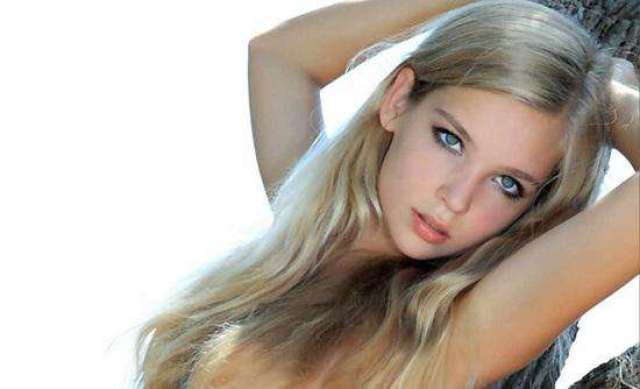 何赛飞唱越剧_何赛飞唱越剧视频酒家女