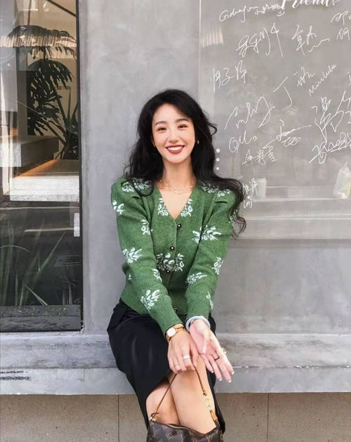 喧哗的近义词喧哗的同义词是什么 喧哗的近义词喧哗的同义词是什么