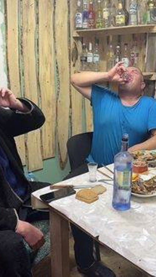 农村怪事种粮不赚钱 荒着会收回 土地流转