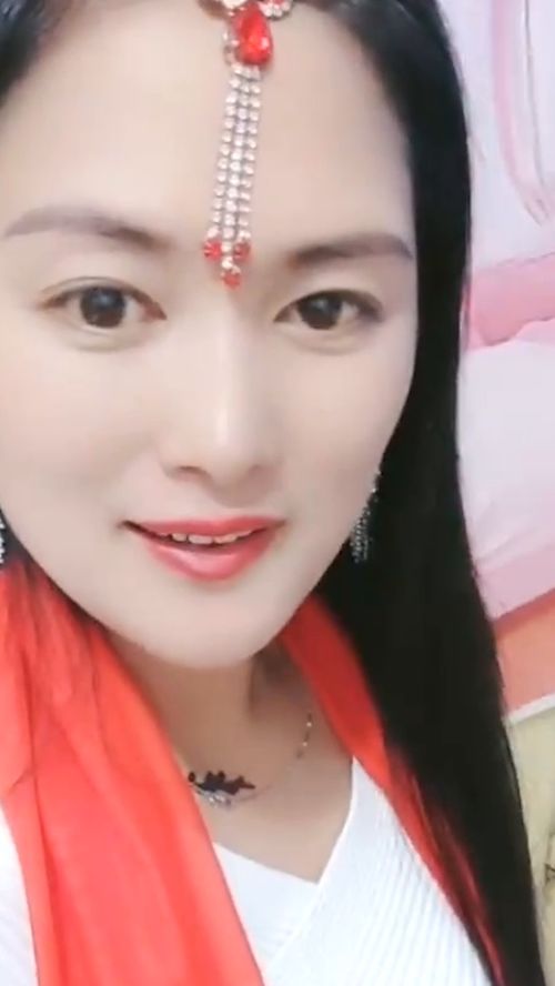 章子怡比汪峰大多少;章子怡与汪峰差几岁