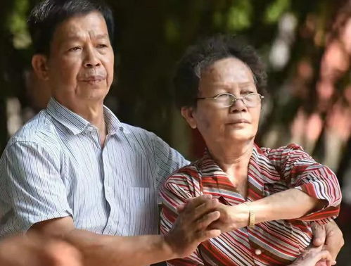 演员刘欢多高 演员刘欢身高多少