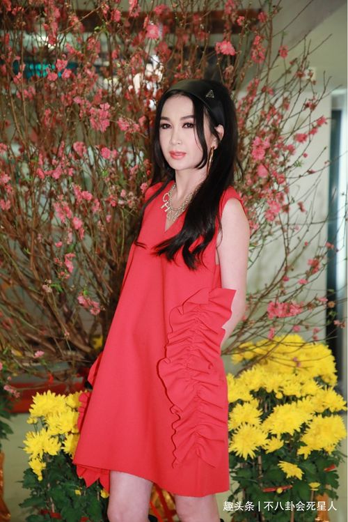 股价一度大跌15% 霸王茶姬回应未添加过多咖啡因