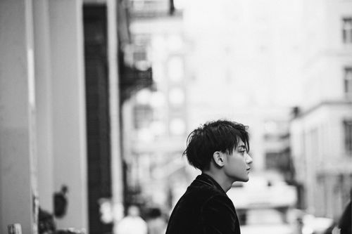 李宗泫年轻时李宗泫眼睛