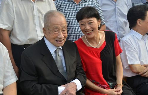 新疆灵异录之乌鲁木齐突厥石人沟 新疆灵异录之乌鲁木齐突厥石人沟