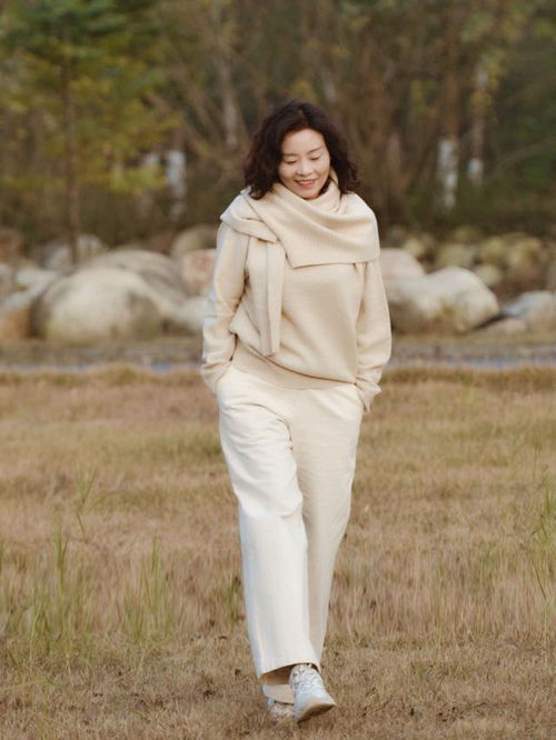 明星服装手绘图 有Angelababy好看的手绘吗 明星服装手绘图 有Angelababy好看的手绘吗