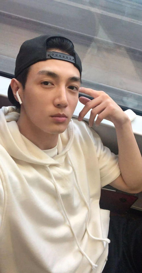 蟒蛇每晚缠着主人睡觉 惊悚原因太吓人