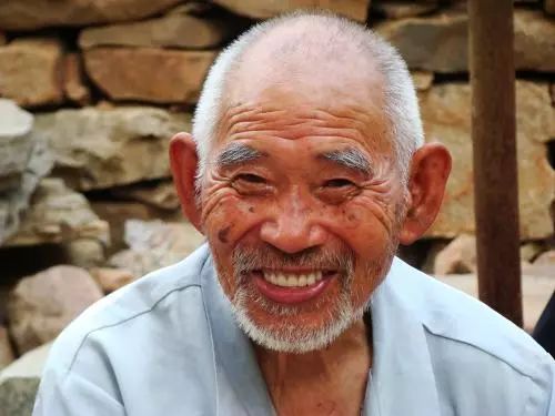 李幼斌个人资料 李幼斌 李云龙的扮演者 的生平 李幼斌个人资料 李幼斌 李云龙的扮演者 的生平