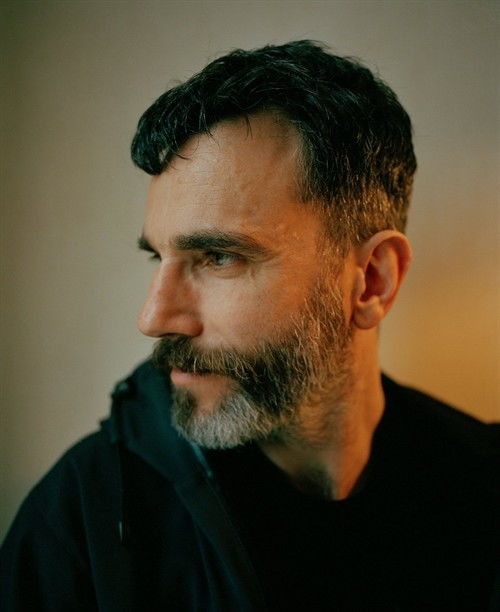 2025尖叫之夜节目单公布 于和伟张小斐缺席引争议